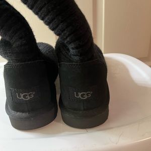 Ugg women sweater boots size 7